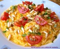   Arroz jazmín con crema de calabaza, cherries, pipas y piñones