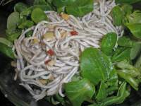   ENSALADA CON GULAS