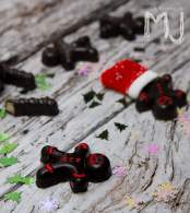 
GINGERMAN Y BASTONES DE CHOCOLATE Y MAZAPÀN  