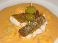   MERO CON HUEVOS DE CHOCO