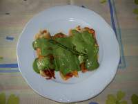 Y TU QUE COCINAS : CREPES DE VERDURA CON SALSA DE ESPINACAS.